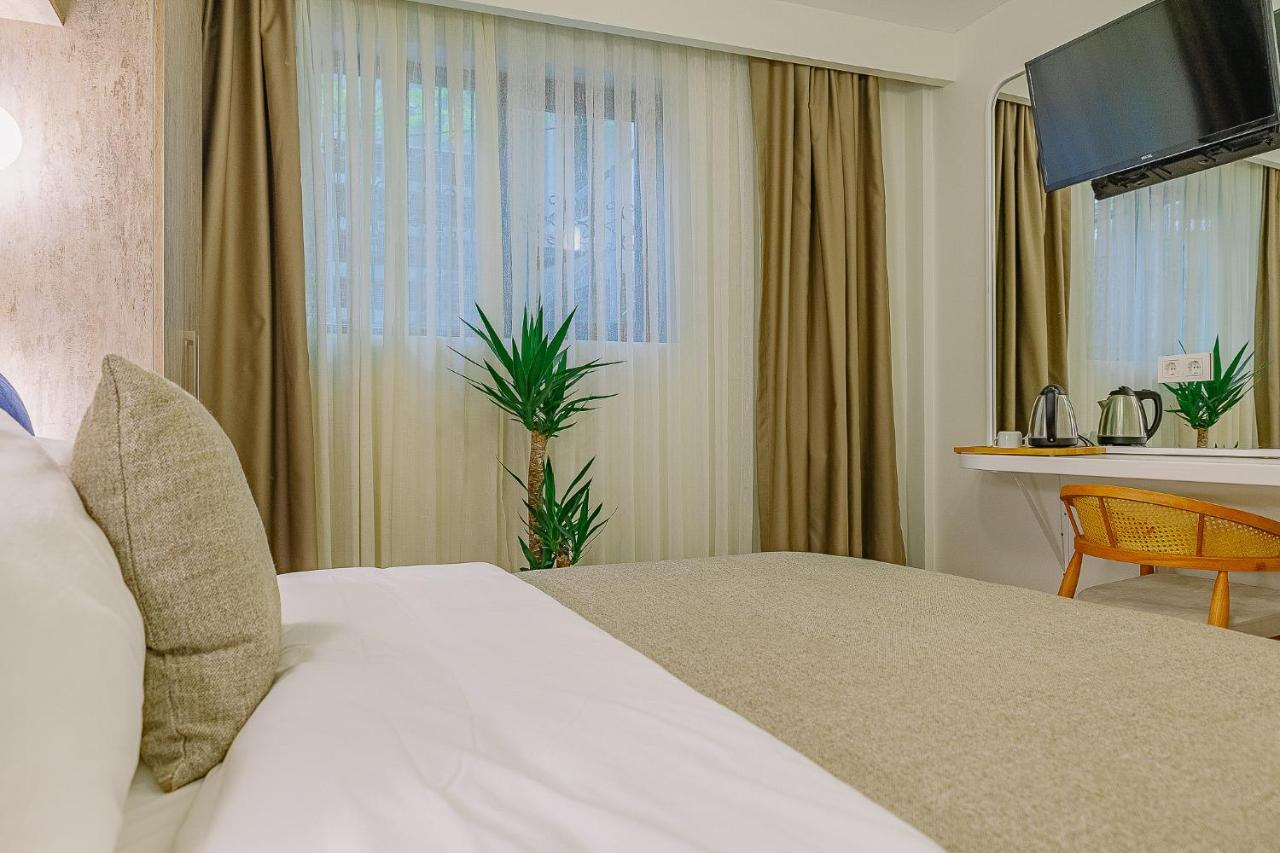 Standard Zimmer mit Kingsize-Bett